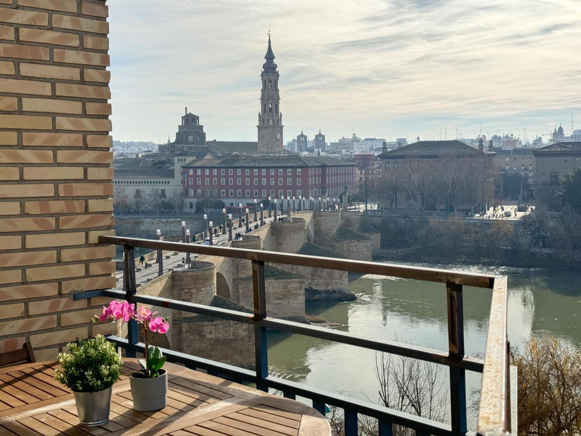 El Puente Del Pilar Comotucasa Zaragoza Exterior foto